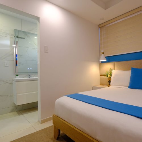 Double Room 1 queen bed